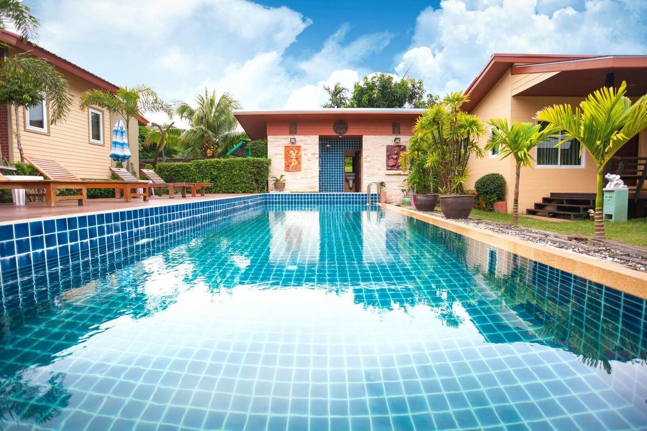 אתר נופש Siray Phuket